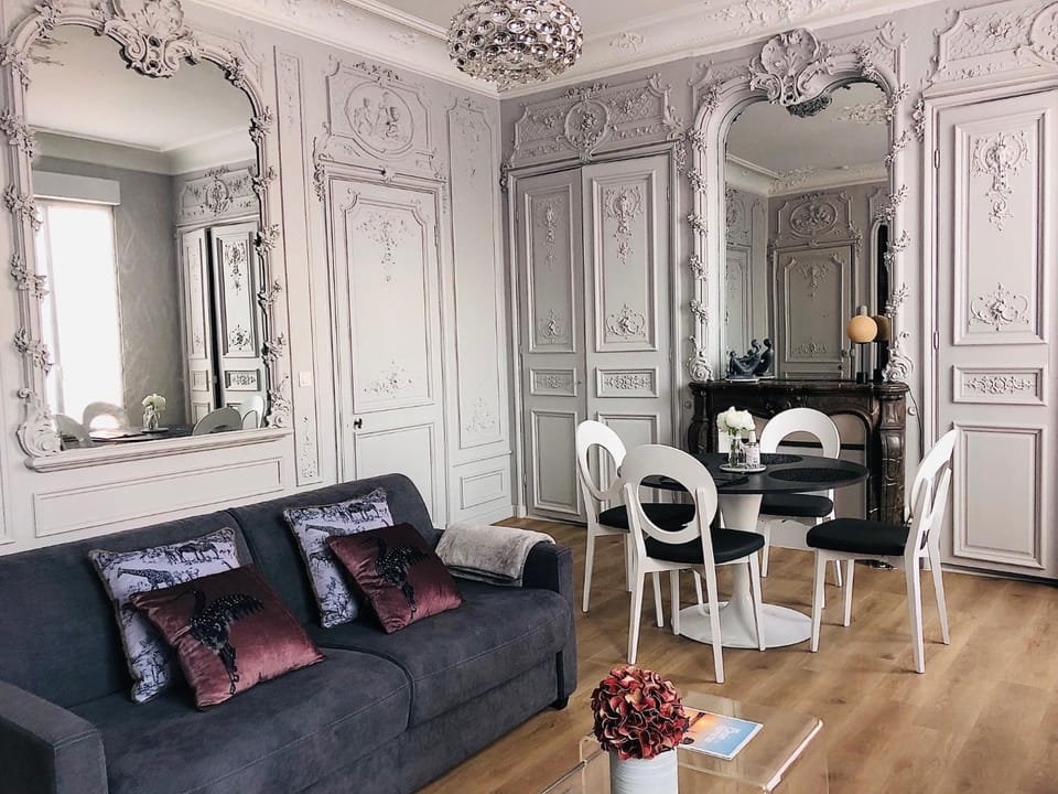 Living room, Dining area