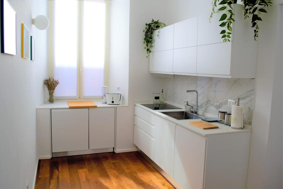 Coffee/tea facilities, Kitchen or kitchenette, Dining area, Breakfast, Lunch, Dinner, dishwasher, pet friendly, stove, kitchen