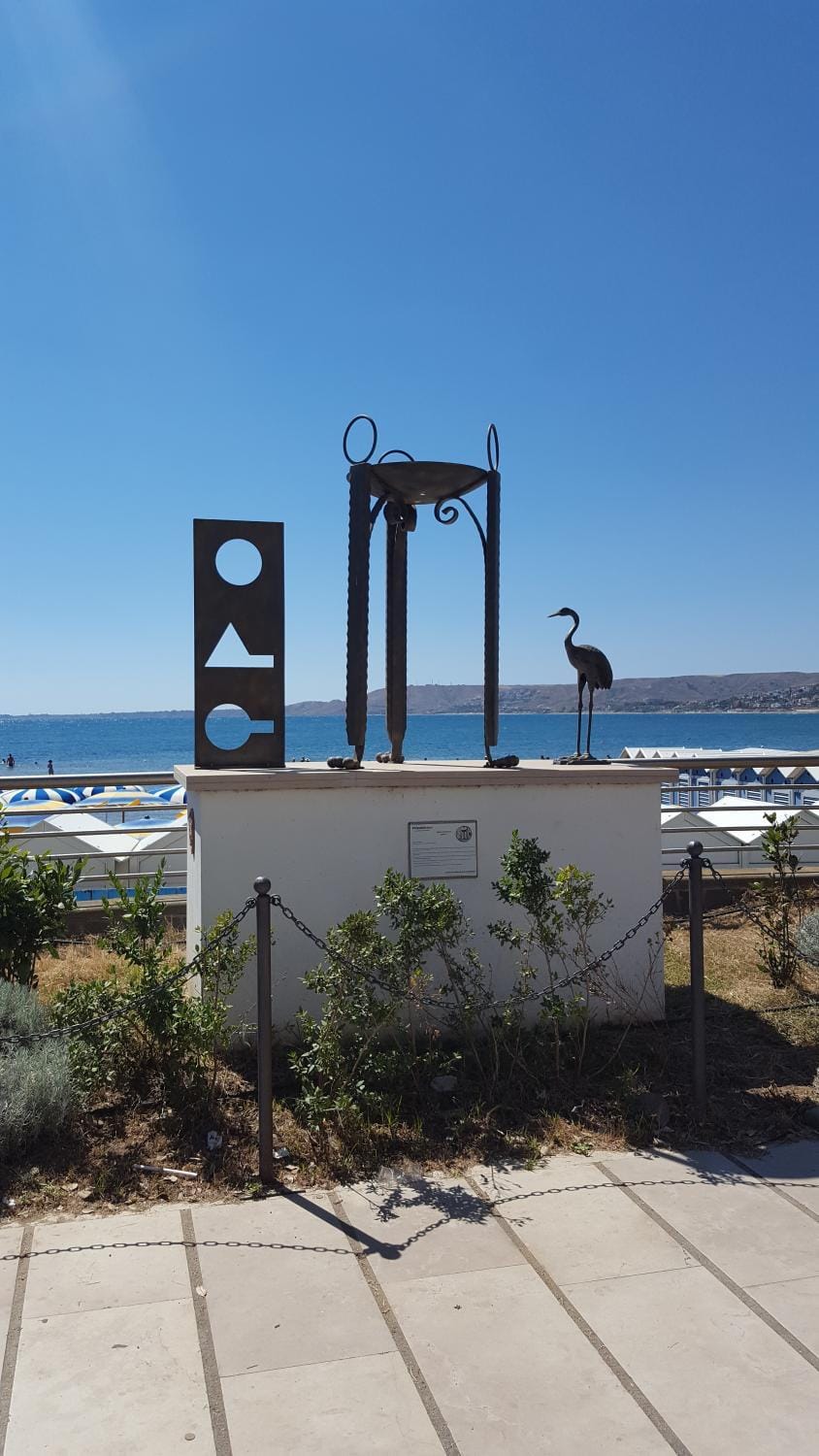 Nearby landmark