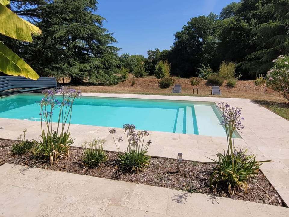 Gite LOT'ivier Piscine Nature Lot House in Nouvelle-Aquitaine