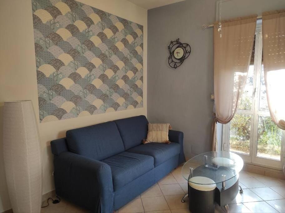 Sweet Lake Suite Apartment in Arona