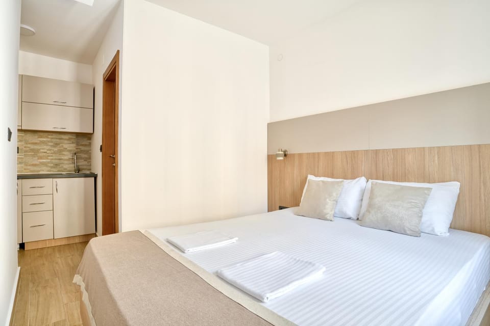 Symphony Apartments Street View Apartment in Budva Municipality