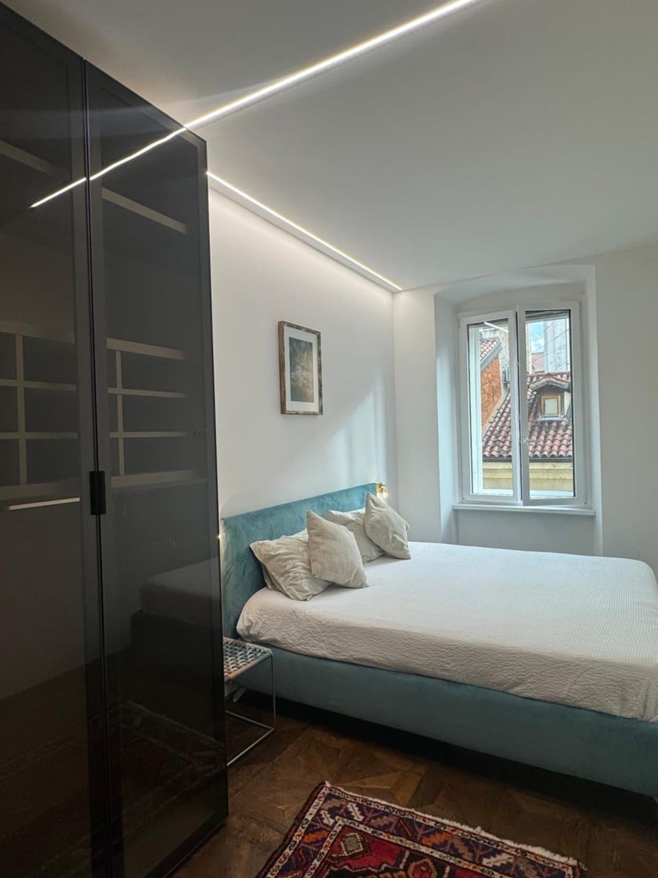 Photo of the whole room
