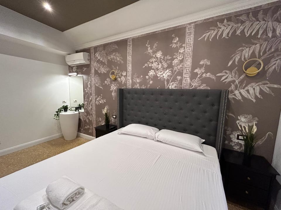 Raffaello's Place Apartment in Rome