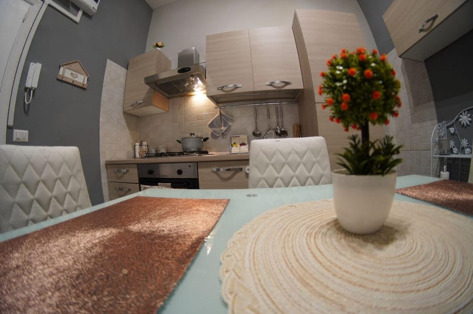 Lilly's House Apartment in Castellammare di Stabia