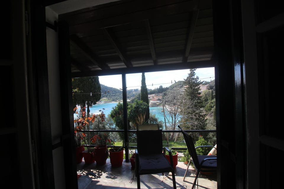Property building, Balcony/Terrace