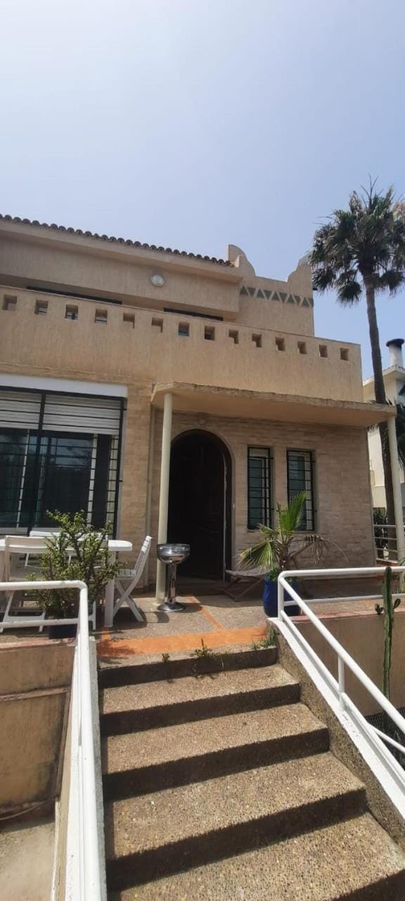Les Portes de l'Océan avec piscine uniquement l'été House in Rabat-Salé-Kénitra