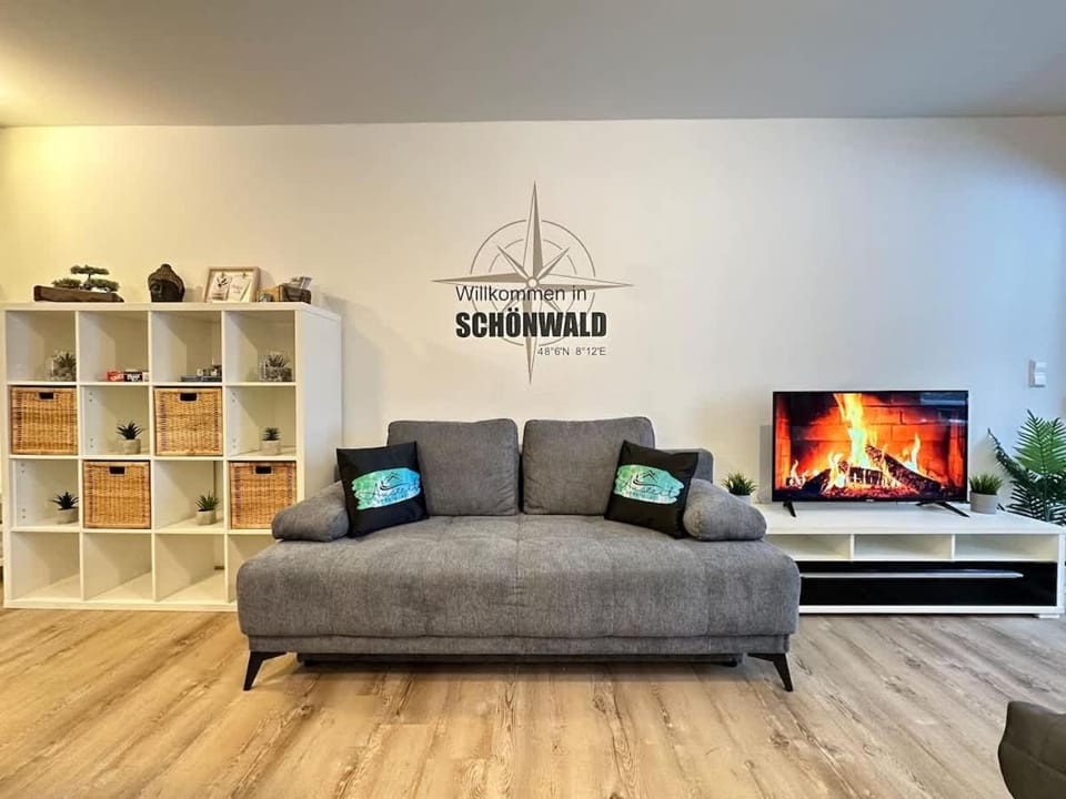RelaxApartments BLACK FOREST EMOTION mit Sonnenbalkon mit Blick auf den Kurpark, schnelles Internet, Nähe Triberger Wasserfälle, für bis zu 2 Personen Apartment in Baden-Württemberg