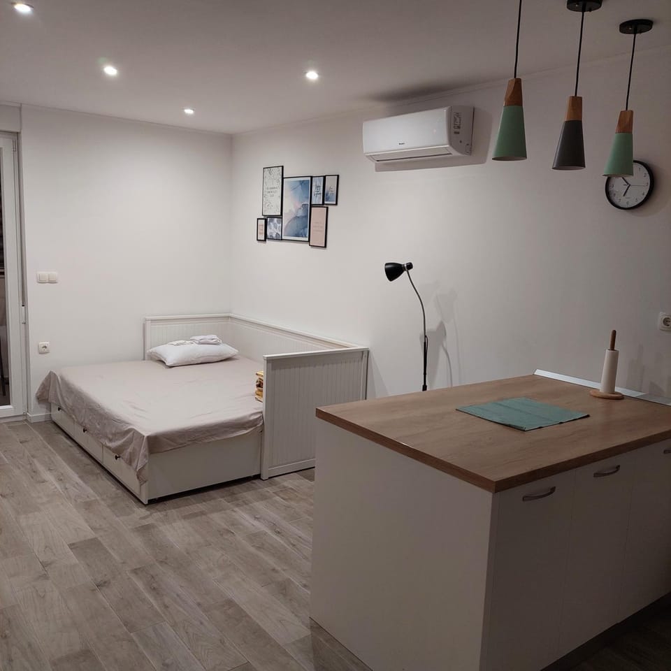 Nice and modern apartment Emili Apartment in Split