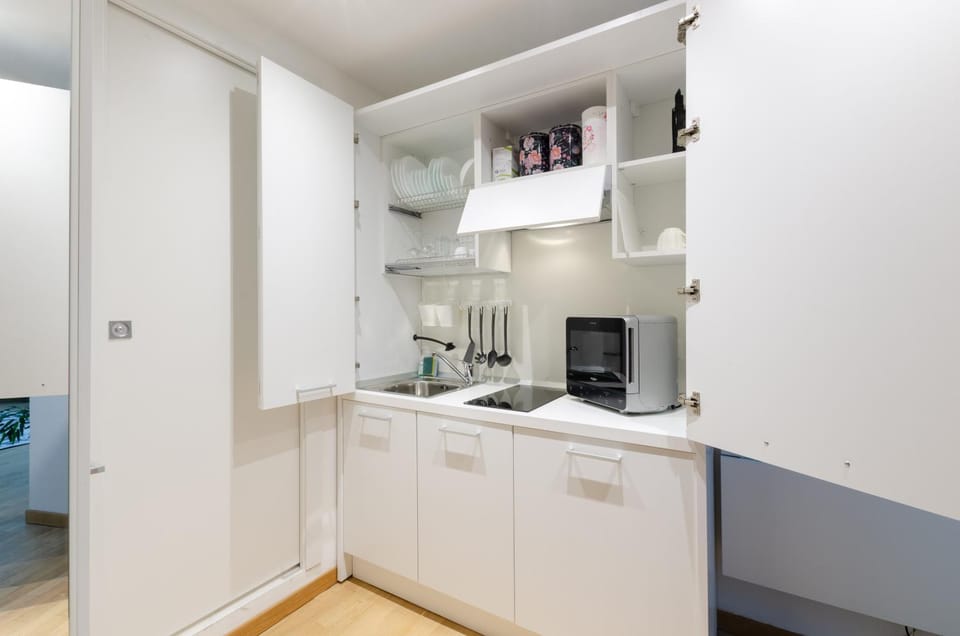 Kitchen or kitchenette