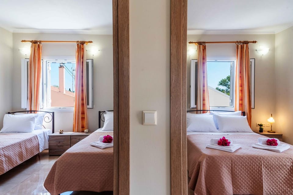 Bed, Bedroom, towels, air conditioner