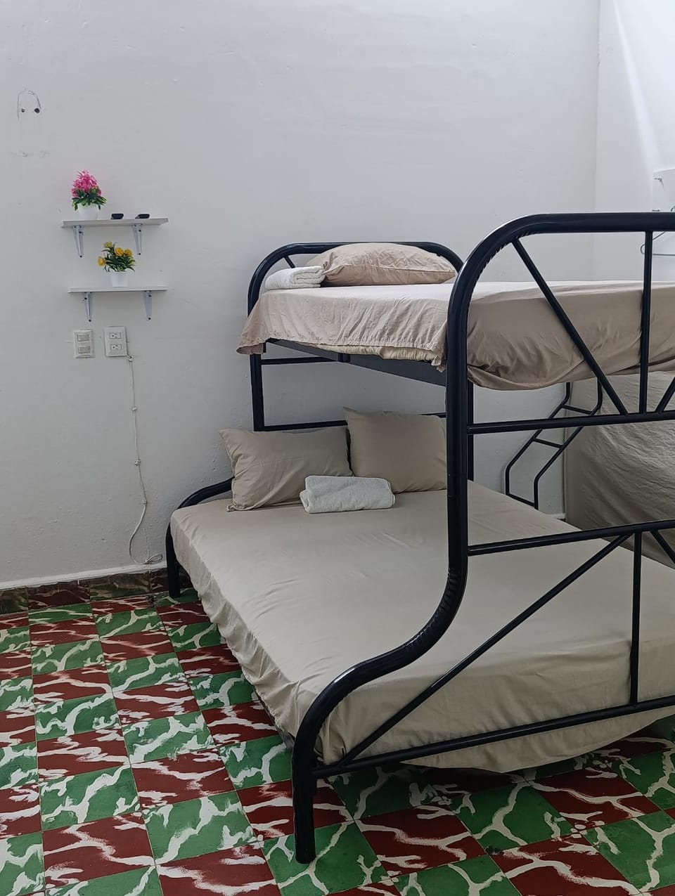 Bed, Bedroom, bunk bed