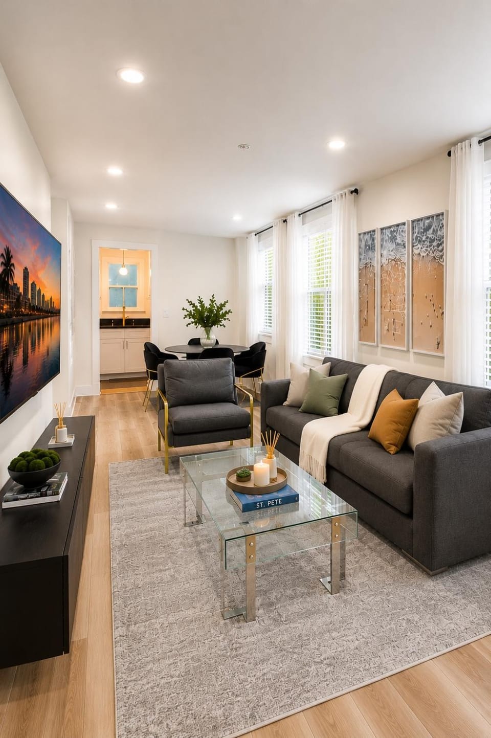 Designer Sun Filled Condo - Walk to Town Apartment in St Petersburg