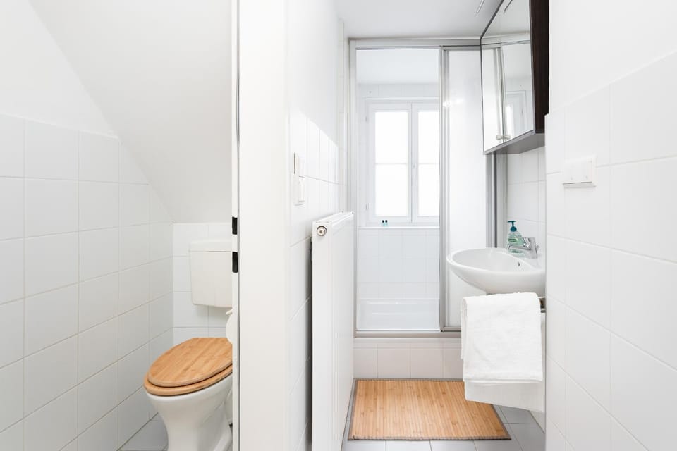 Toilet, Bathroom