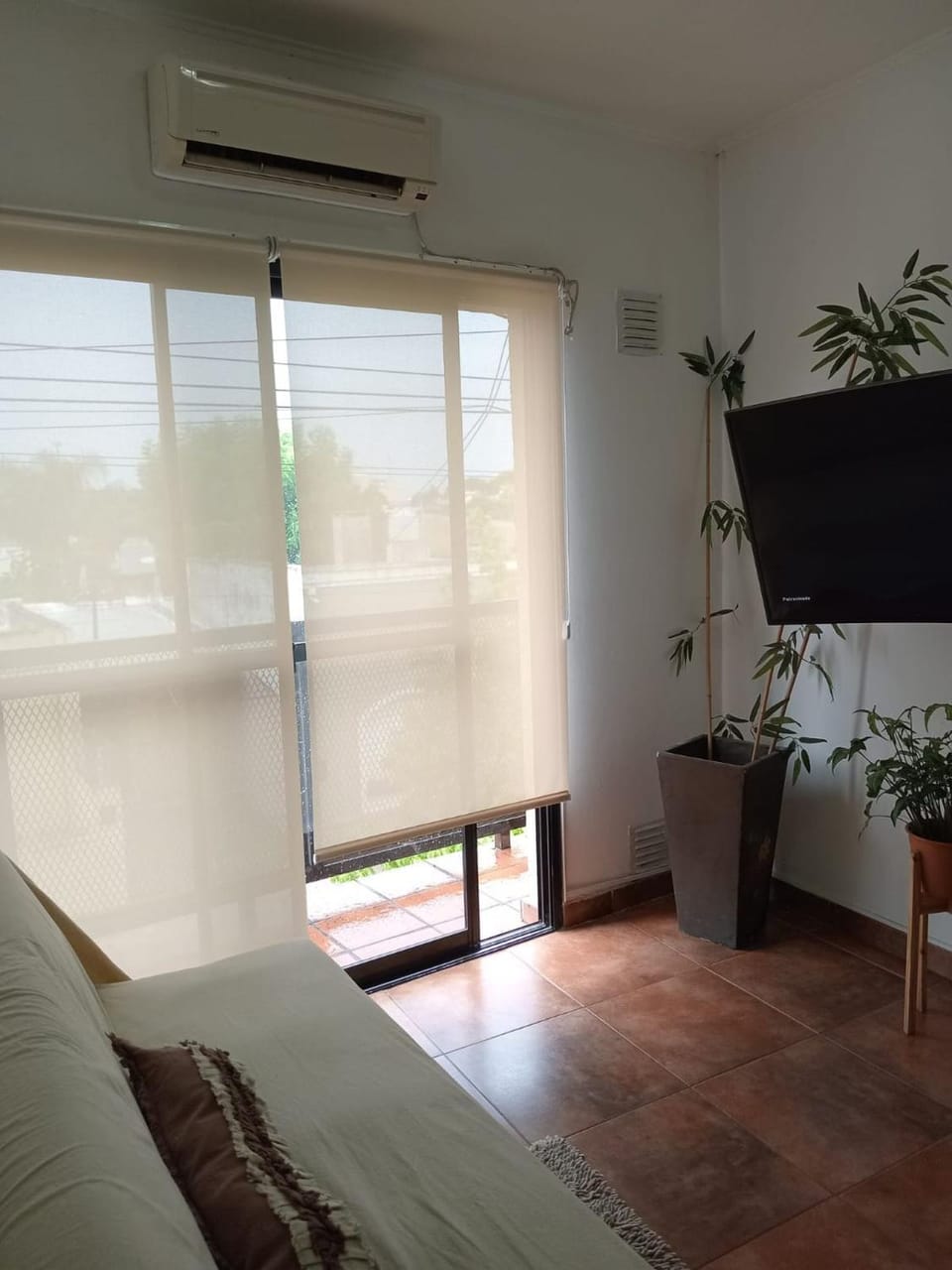 Living room, air conditioner