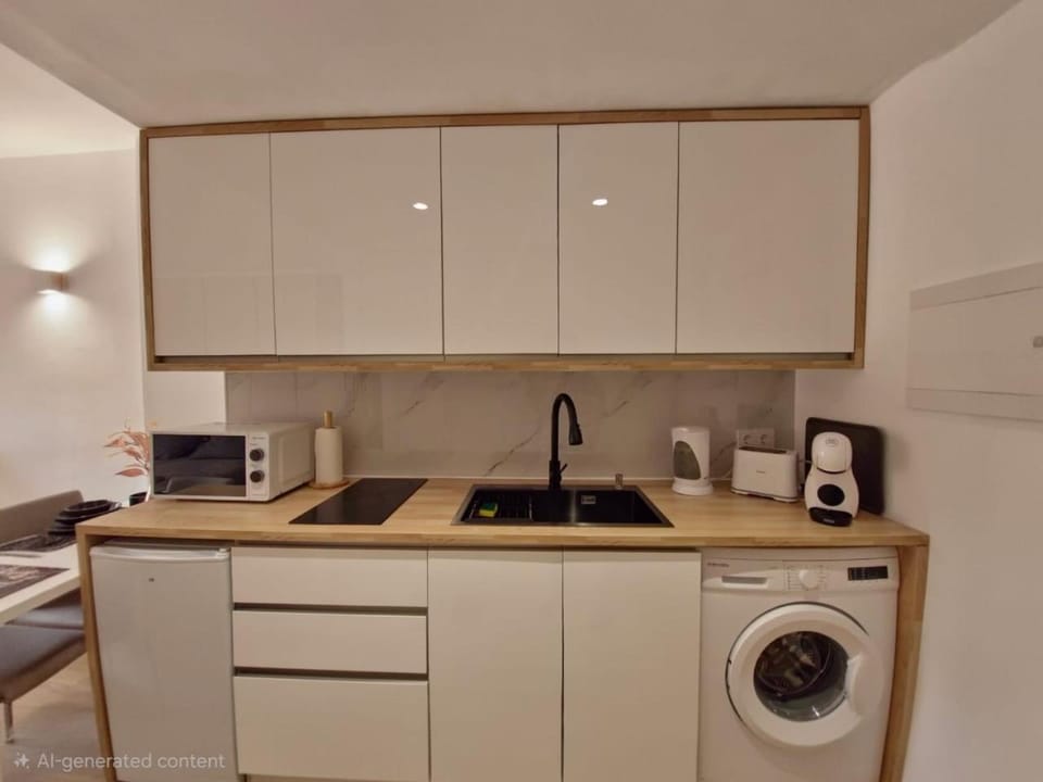 Lovely apartment near airport Apartment in Benalmadena