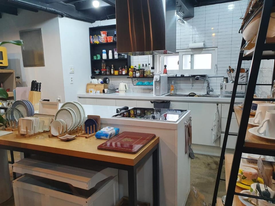 Kitchen or kitchenette