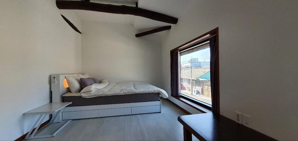 Yachtie Inn Mokpo House in South Korea