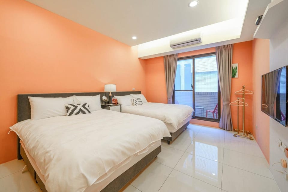 Bed, Bedroom, air conditioner