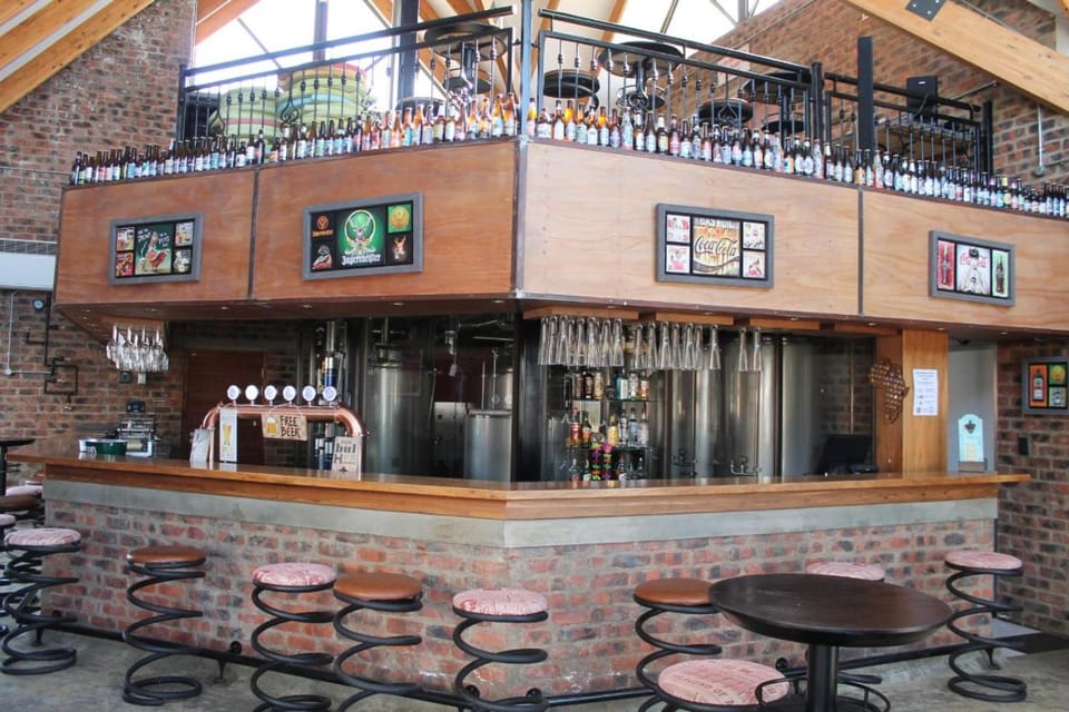 Nightclub / DJ, Lounge or bar, Drinks