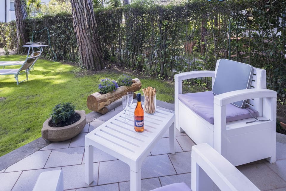 Garden, On site