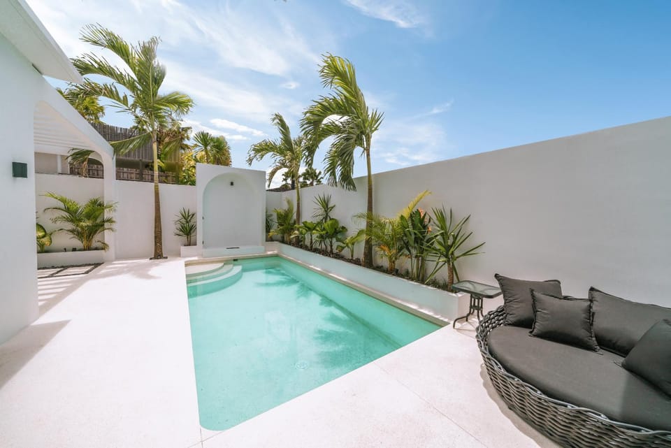 Patio, Day, View (from property/room), Seating area, Pool view, Swimming pool, sunbed
