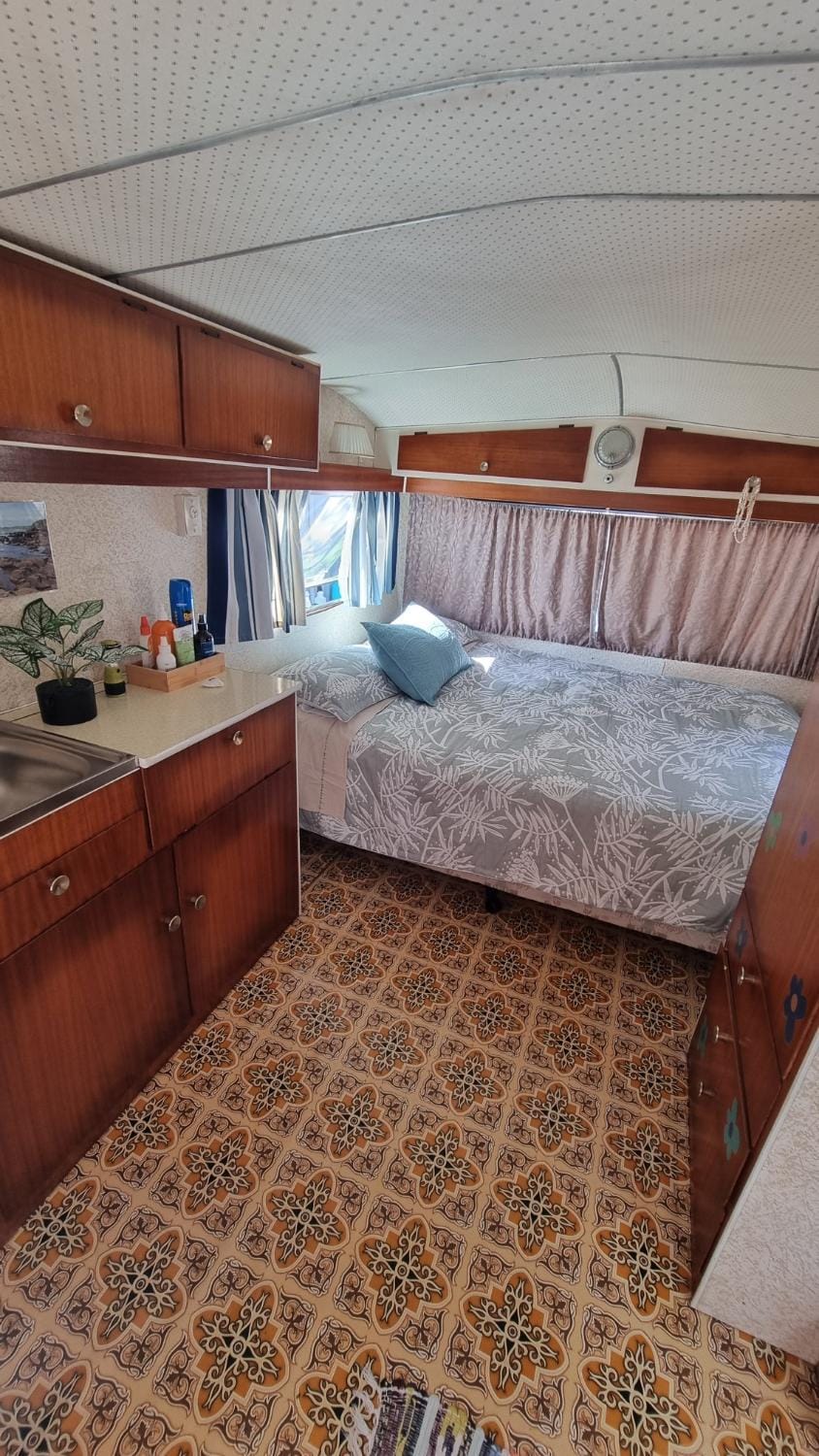 Raglan West Retro Beach Vibe Accommodation Vacation rental in Raglan