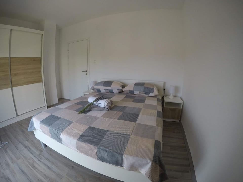 Apartman Nenći 2 Apartment in Šibenik-Knin County, Croatia