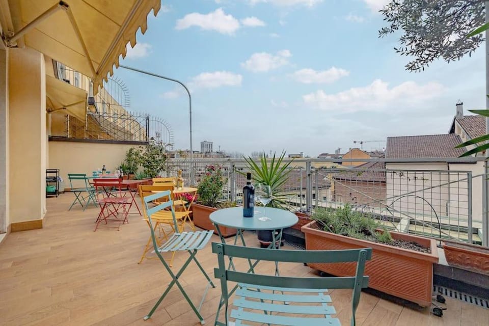 Property building, Patio, View (from property/room), Balcony/Terrace, Dining area