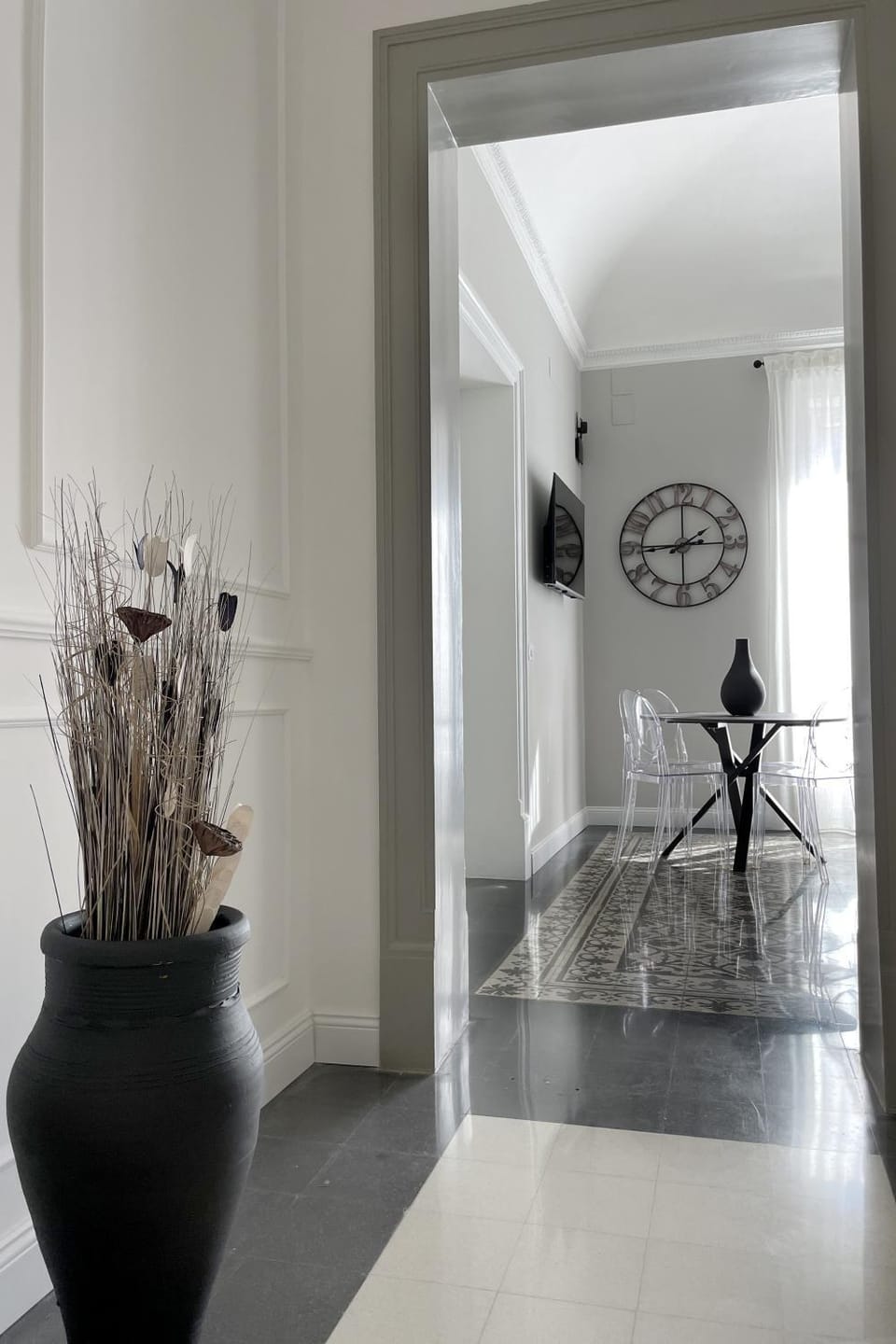 Kitchen or kitchenette, kitchen
