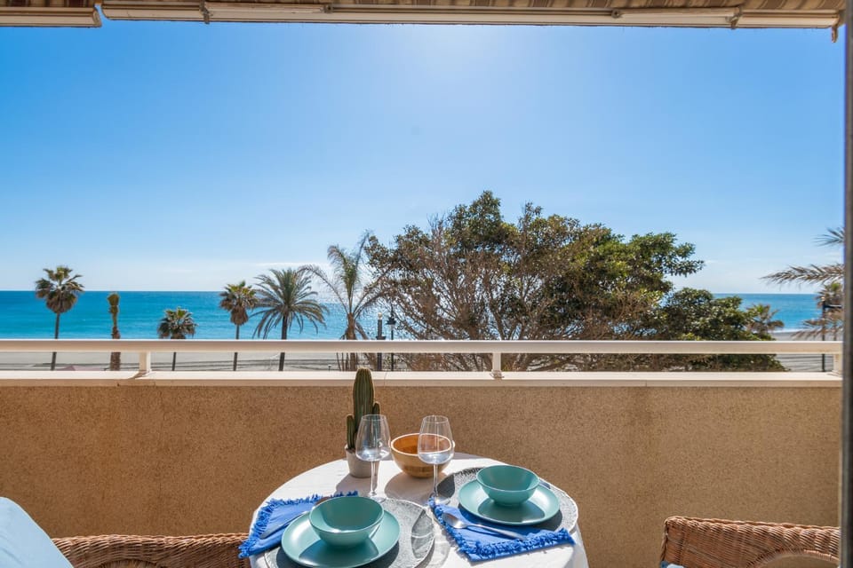 Natural landscape, Balcony/Terrace, Beach, Sea view