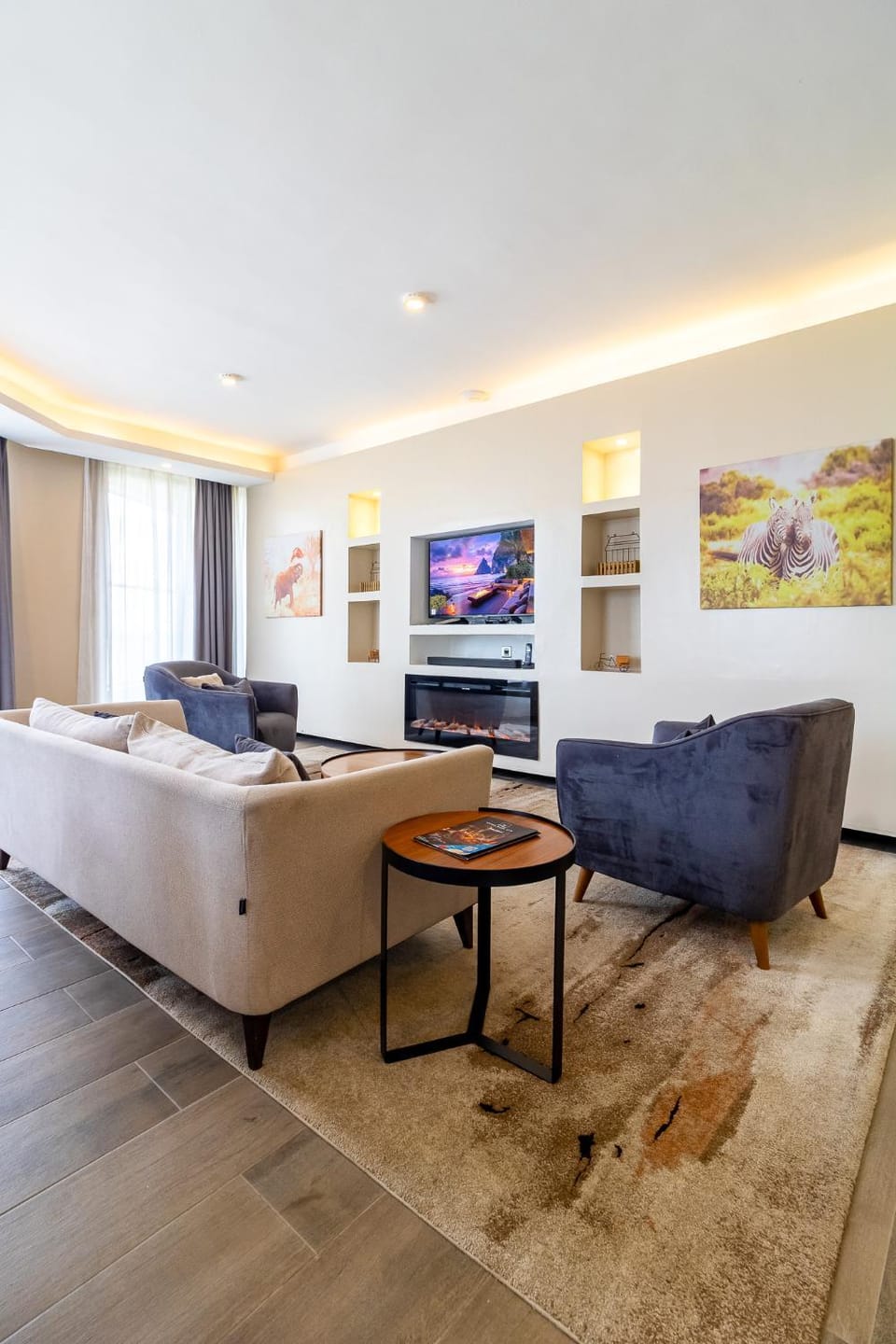 TV and multimedia, Living room, Photo of the whole room, Seating area