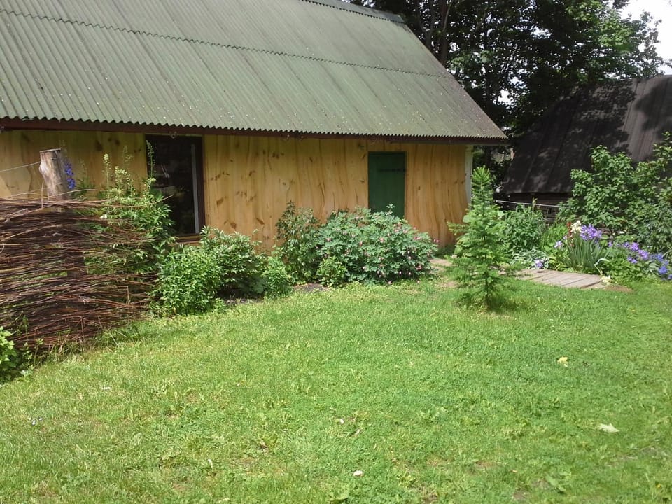 Property building, Garden