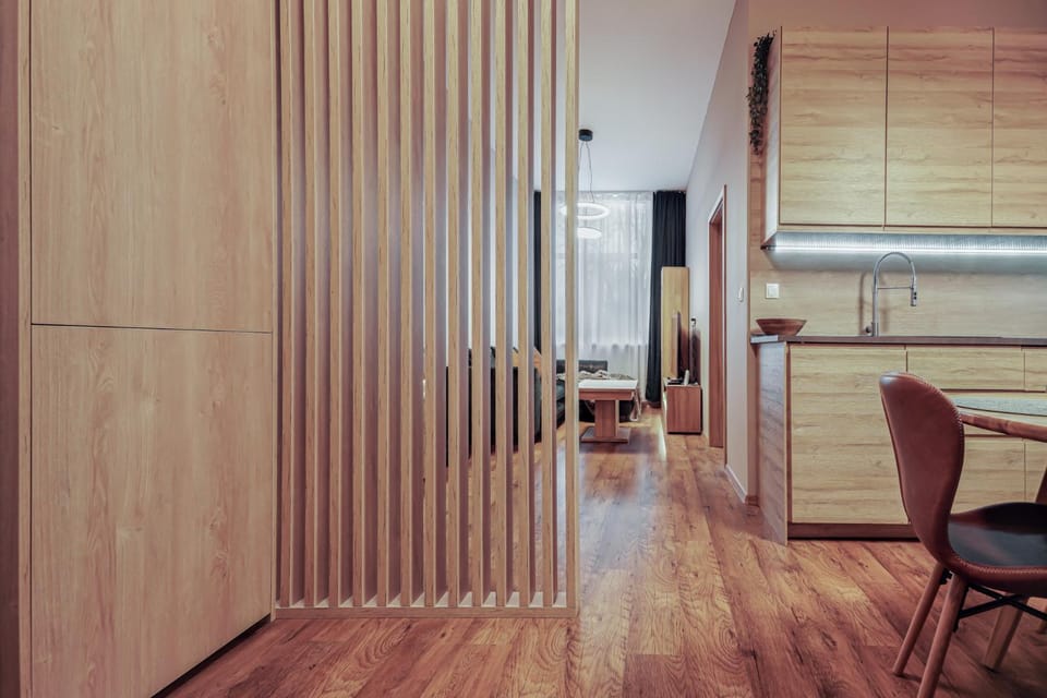 wardrobe, kitchen