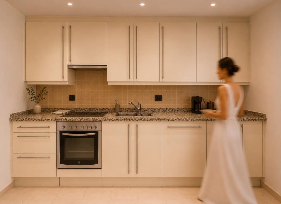 Spacious apartment Gym Paddel Club Beach Wifi Park Apartment in Marbella