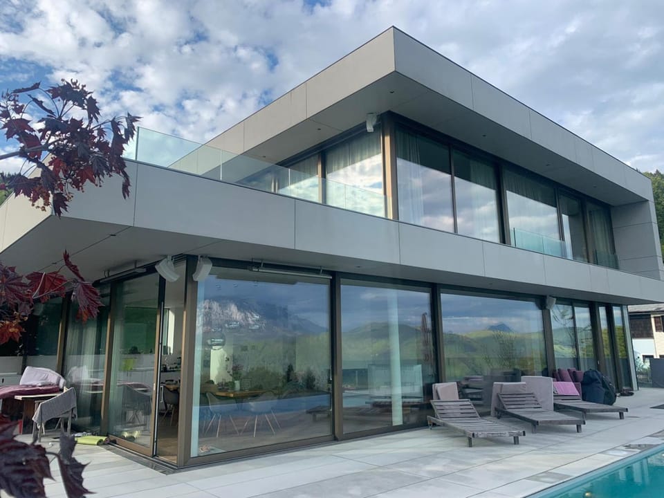 Property building, Balcony/Terrace