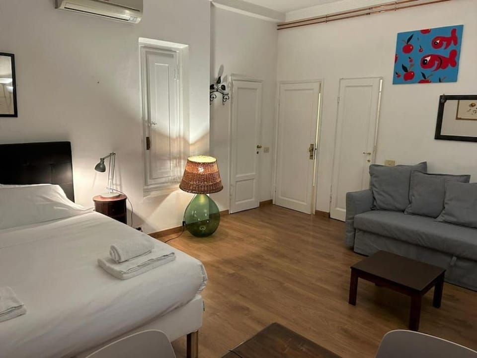 Bed, air conditioner