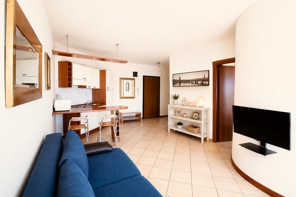 Seating area, kitchen