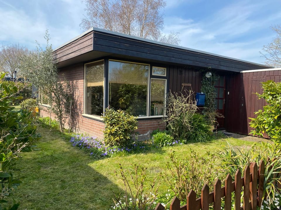 Property building, Spring, Garden, Garden