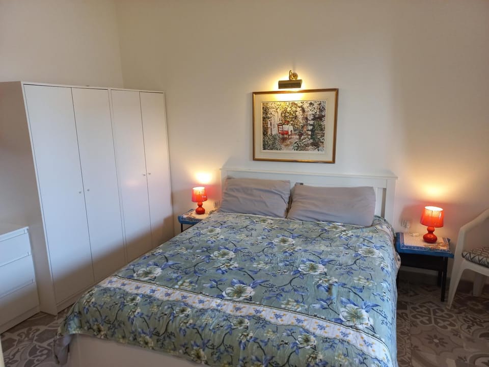 Bed, Bedroom, wardrobe