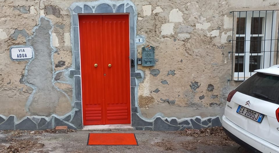 Property building, Parking, Internal: Not applicable to any particular room