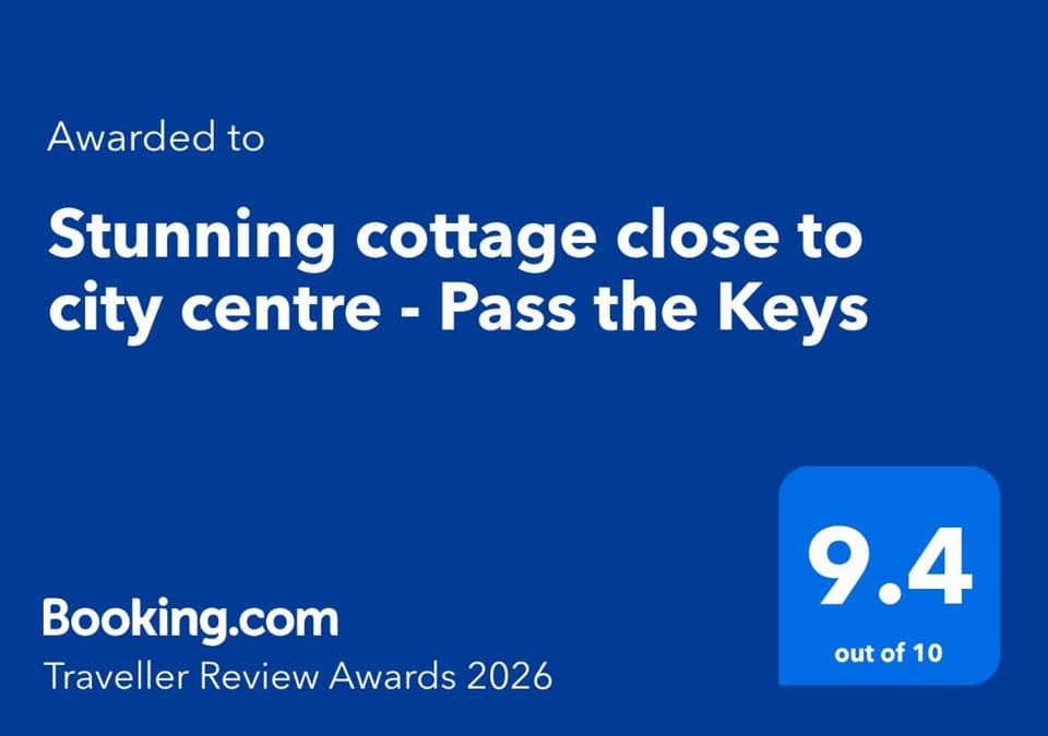 Stunning cottage close to city centre - Pass the Keys Apartment in Bath