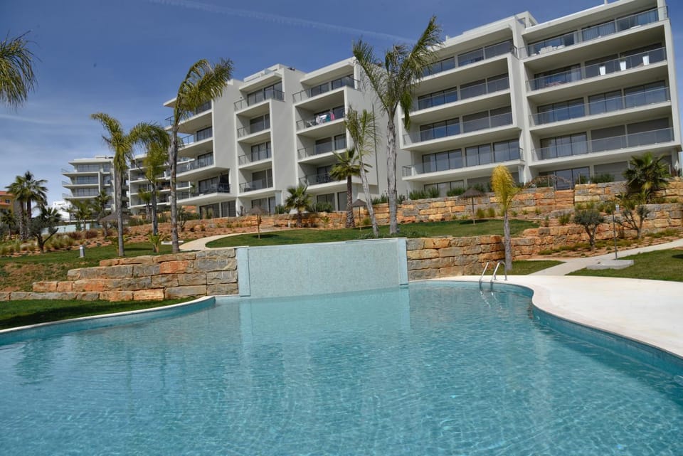 LUXURY OASIS SEA VIEW Apartment in Portimao