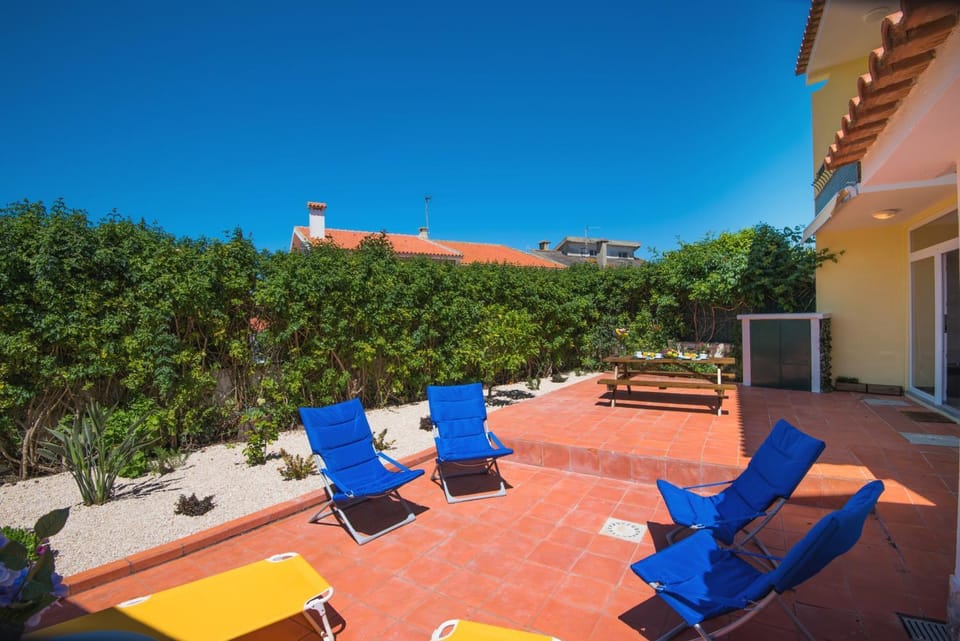 Patio, sunbed