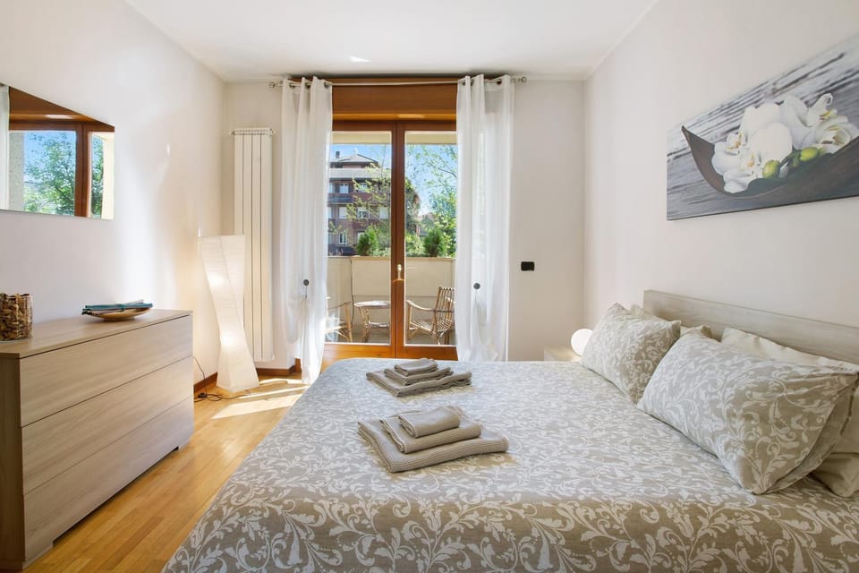 Property building, Living room, Bedroom