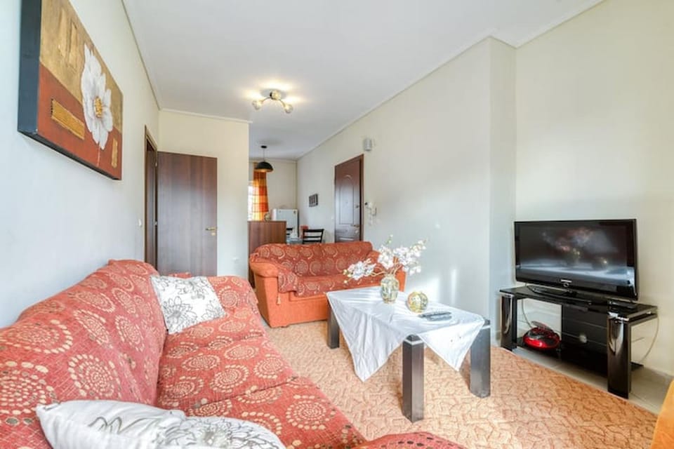 Communal lounge/ TV room, TV and multimedia, Living room, Seating area