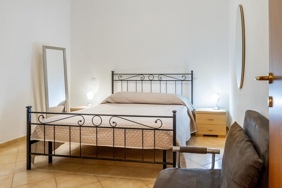 Living room, Bedroom