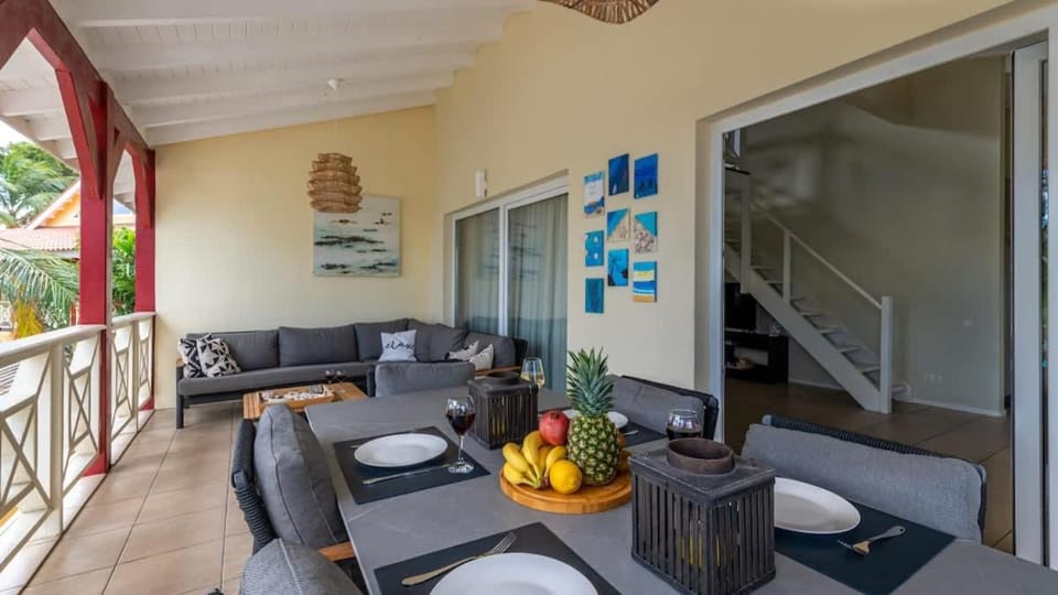 Tropical Treasure - Penthouse at the Spanish Water Apartment in Jan Thiel
