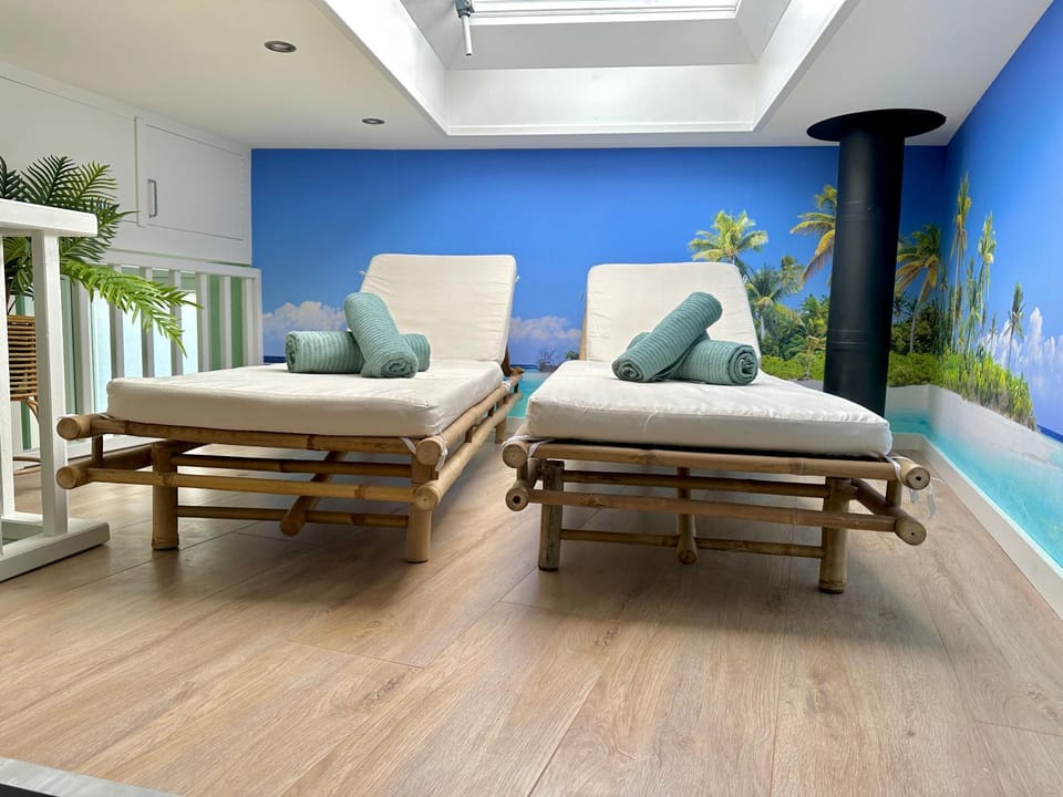 Sauna, sunbed