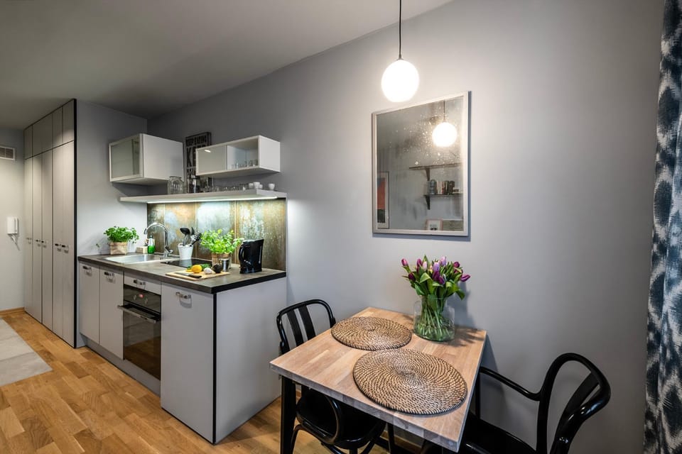 Kitchen or kitchenette, Dining area, pet friendly, stove